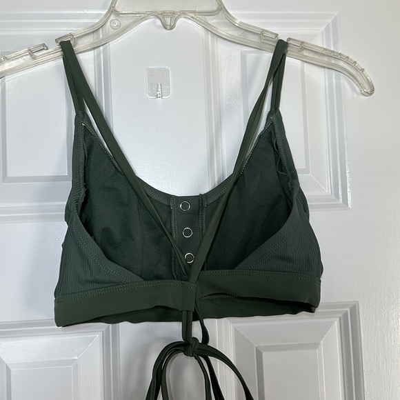 Green ribbed bikini - Picture 5 of 5